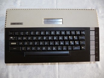 SECAM Atari 800XL Top