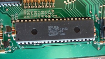 SECAM Atari 800XL CO61991, FREDDIE chip