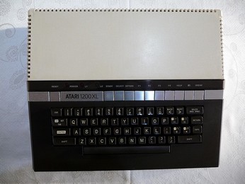 Atari 1200XL Top