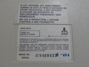 PAL Atari 800XL French sticker close-up #2