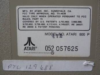Later Peritel Atari 800 Sticker close-up, with Peritel PTL serial number